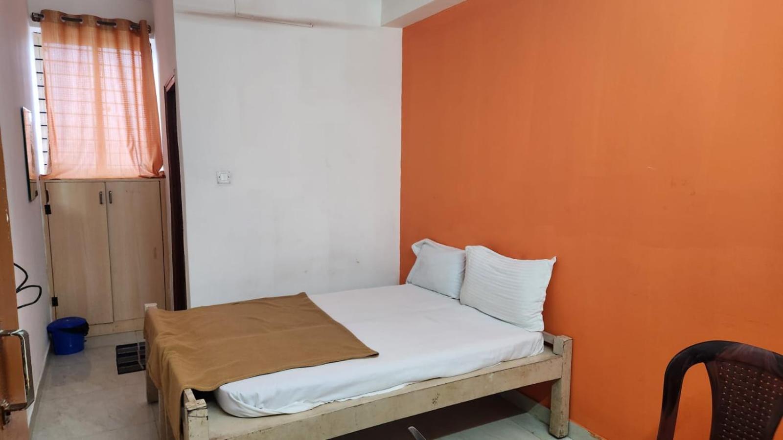 Varaha Residency Hotel Мисор Екстериор снимка